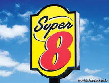 Super 8 By Wyndham Ionia Mi Hotel Exterior photo